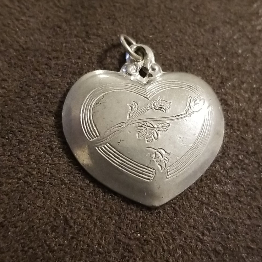 Vintage Kirk Stieff Pewter Heart June Summer Rose